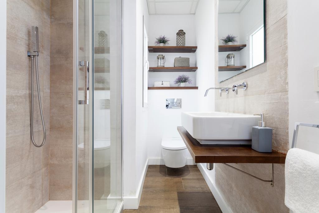 Stunning Boutique - Space Maison Apartments Севилья Экстерьер фото